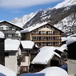 Hotel Excelsior