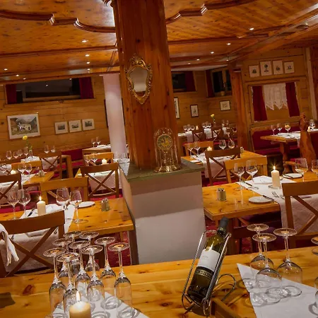 艾克塞西尔酒店 酒店