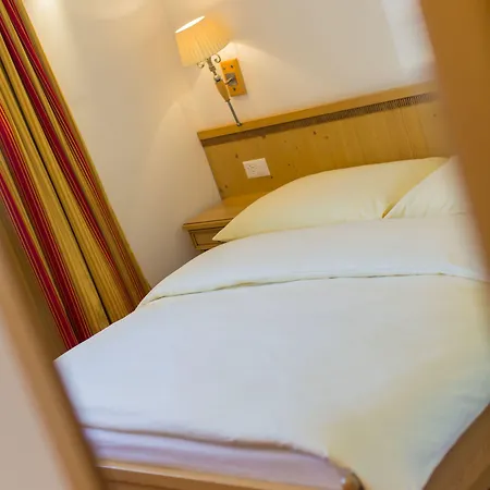 艾克塞西尔酒店 酒店 3*