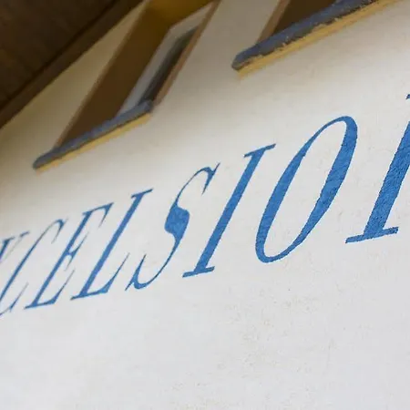 艾克塞西尔酒店